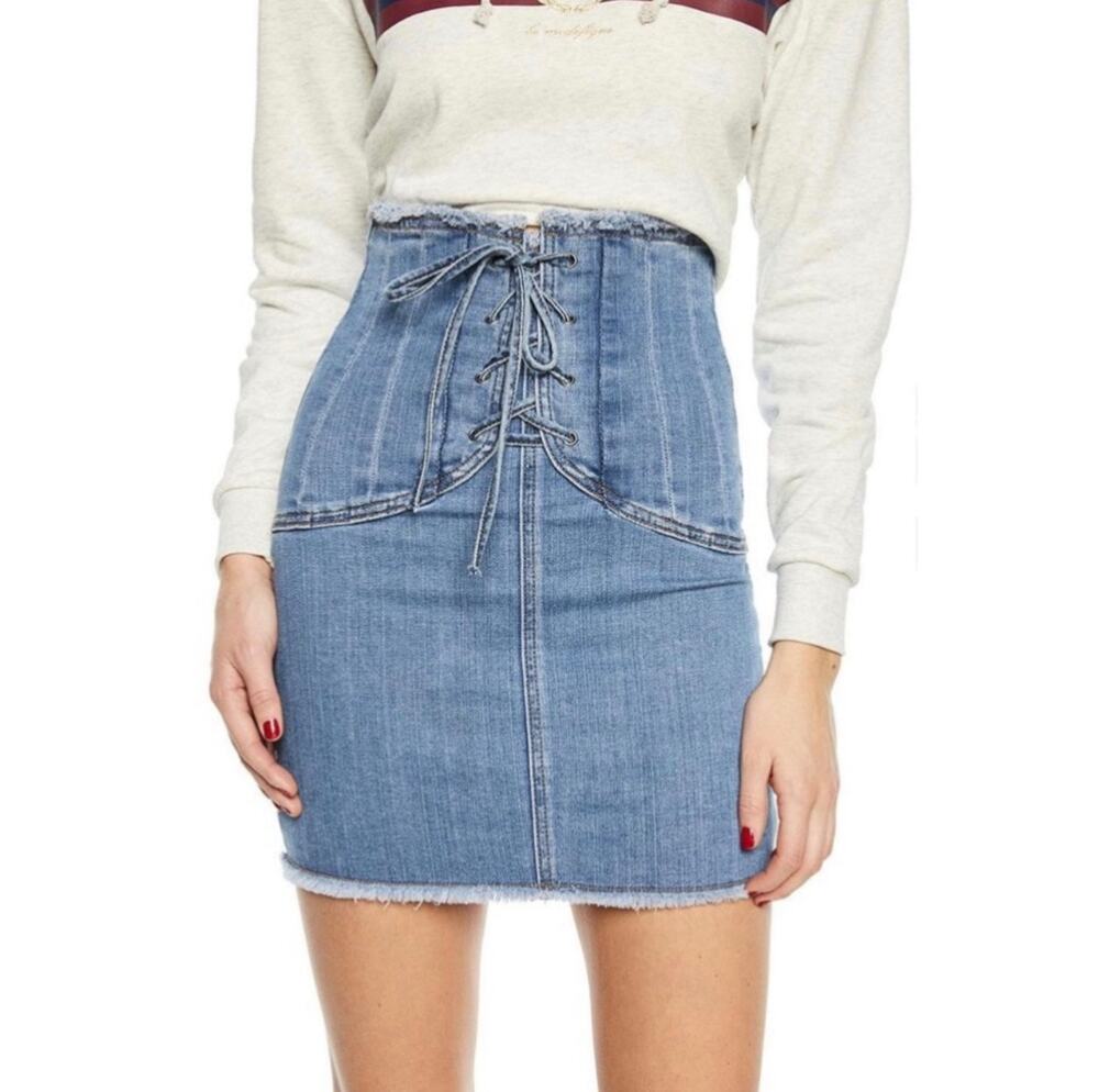 Bardot X Revolve High Corset Waist Denim Skirt in Size 26. - Picture 2 of 9
